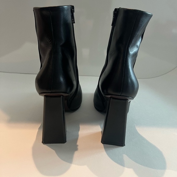 Black leather heeled boots, size 36.5 - Picture 4 of 10